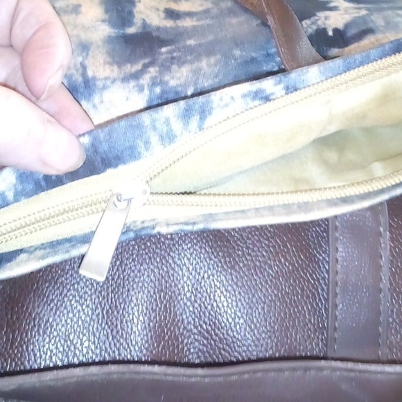 Hobo Multi Color Splatter Blue & White Paint Design Bag & Wallet - Picture 11 of 13